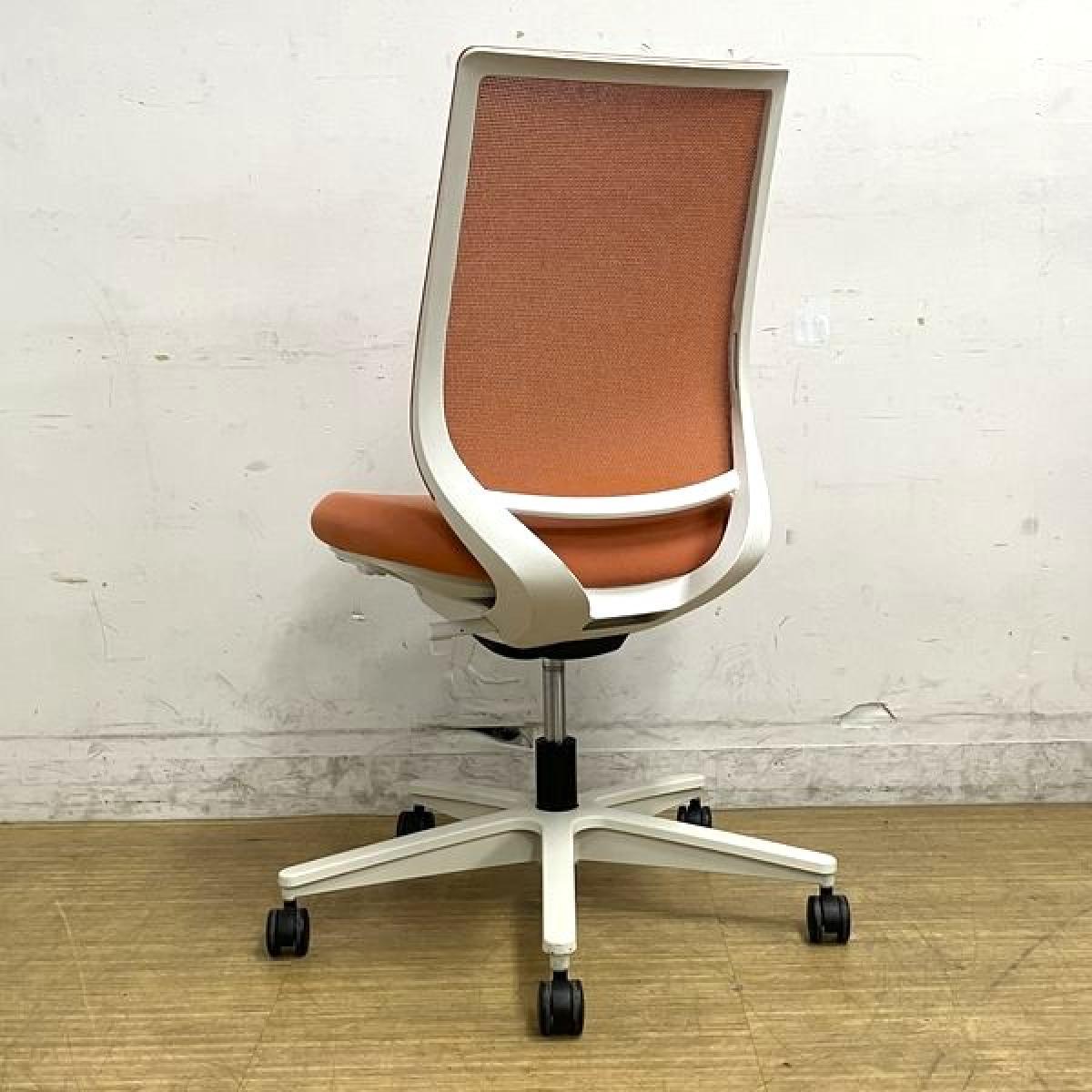 中古】ミトラ2 C04S-10M-E11 コクヨ/KOKUYO 肘無ローバックチェア 