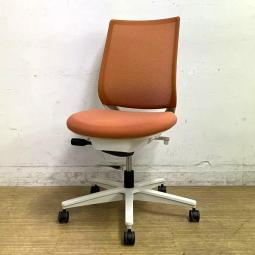 【2021年製】フィット感のあるメッシュで快適な座り心地！すっきりと上質なデザインが人気！【在庫入替セール品！】
■コクヨ/ミトラ2/ソフトテラコッタ /背面メッシュタイプ