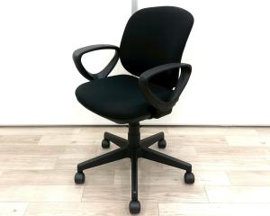 ■プラス （PLUS）製　■プリセア （Presea）シリーズ　■ローバック　■肘付き/サークル肘　■ブラック　【弊社使用欄：A01058242 】【SN】