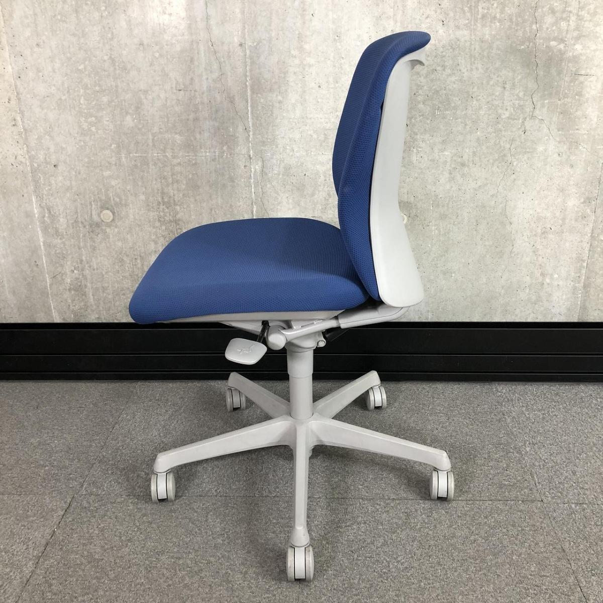 中古】スラート オカムラ/okamura 肘無ローバックチェア 576361 - 中古