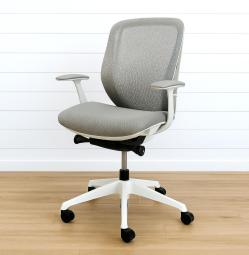 中古】シルフィーメッシュ オカムラ/okamura 肘付ローバックチェア