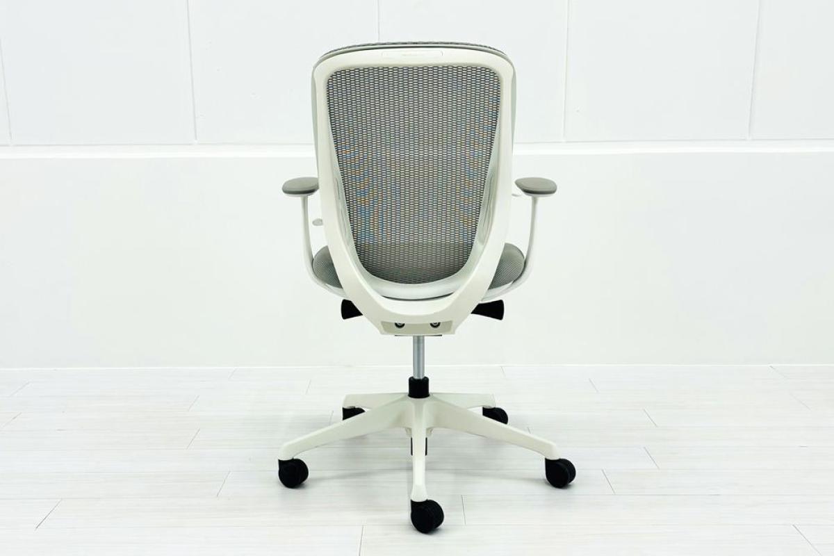 中古】シルフィーメッシュ オカムラ/okamura 肘付ローバックチェア