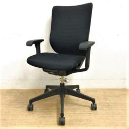 イトーキ エピオス 可動肘付きチェア クロスタイプ ハイバックモデル ロッキングレンジ調節機能付きで快適なオフィスワーク