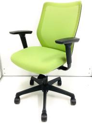 【ライトグリーンカラーでオフィスを明るく！】◆オカムラ　CG-M　肘付　ライトグリーン　中古　九州最大級　《オフィスバスターズ福岡博多店は、福岡を拠点として、日本全国へ中古オフィス用品・オフィス家具を提供しております》