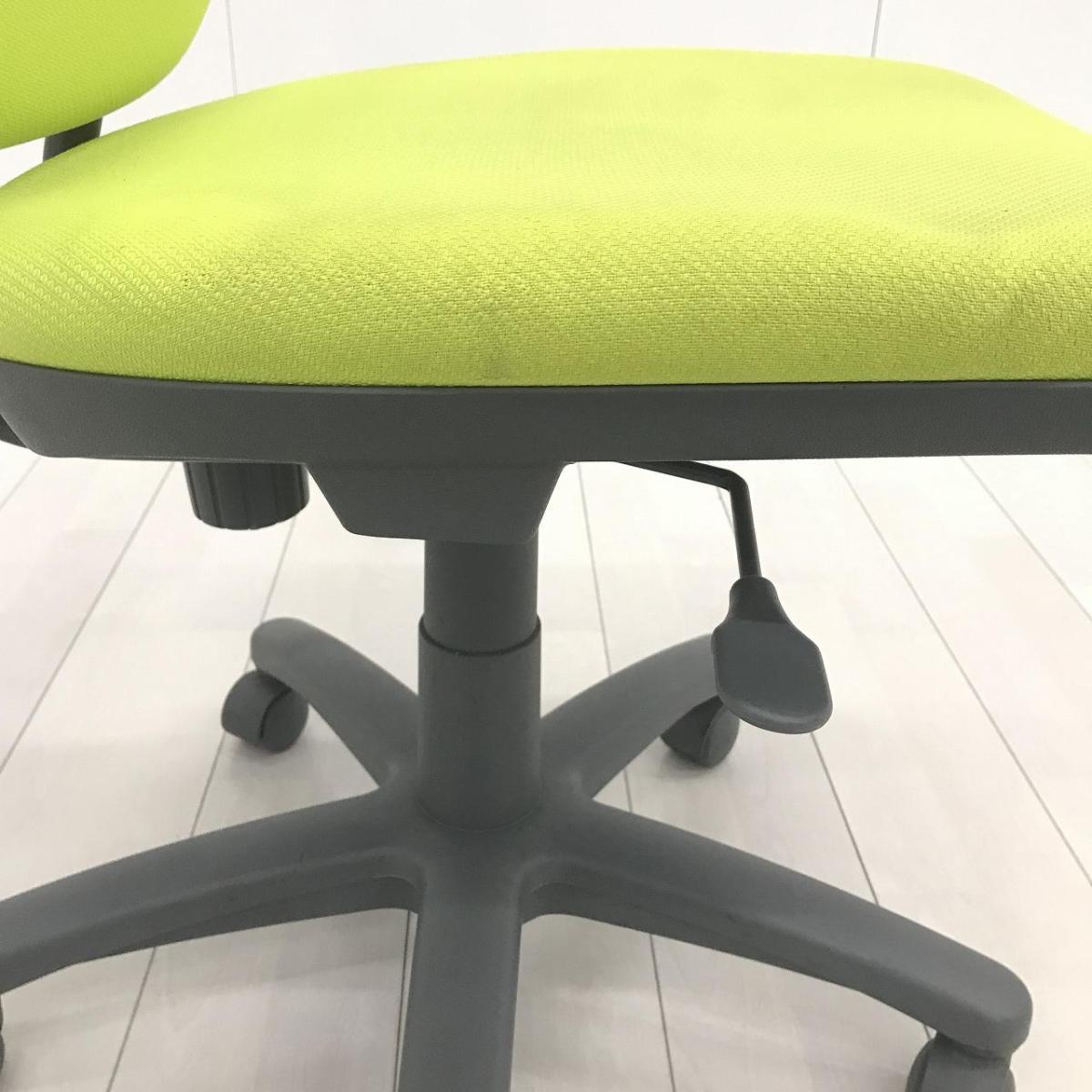 中古】ヴィラージュチェア 8VC11A FVG4 オカムラ/okamura 肘無ロー