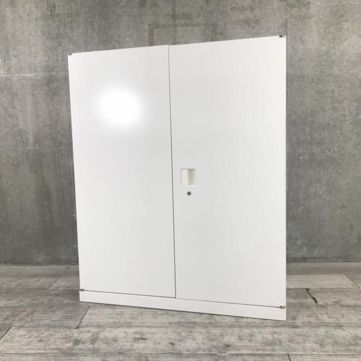 中古】3S 書庫 オカムラ/okamura ローキャビネット／両開き 576474