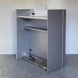 【エントランスや会議の強い味方！キャスター付で移動もらくらく！】■コクヨ(KOKUYO)製　無人受付カウンター　インフォメーションカウンター　演台　■コンセント・キャスター付　■シルバー