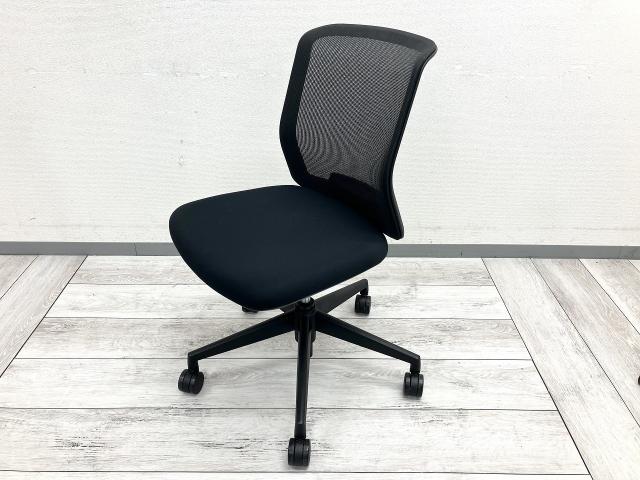 【中古】カリッサ2 AC050044 ウチダ（UCHIDA) 肘無ローバックチェア