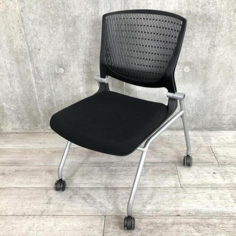 【中古】グラータチェア  オカムラ（okamura） ネスティングチェア