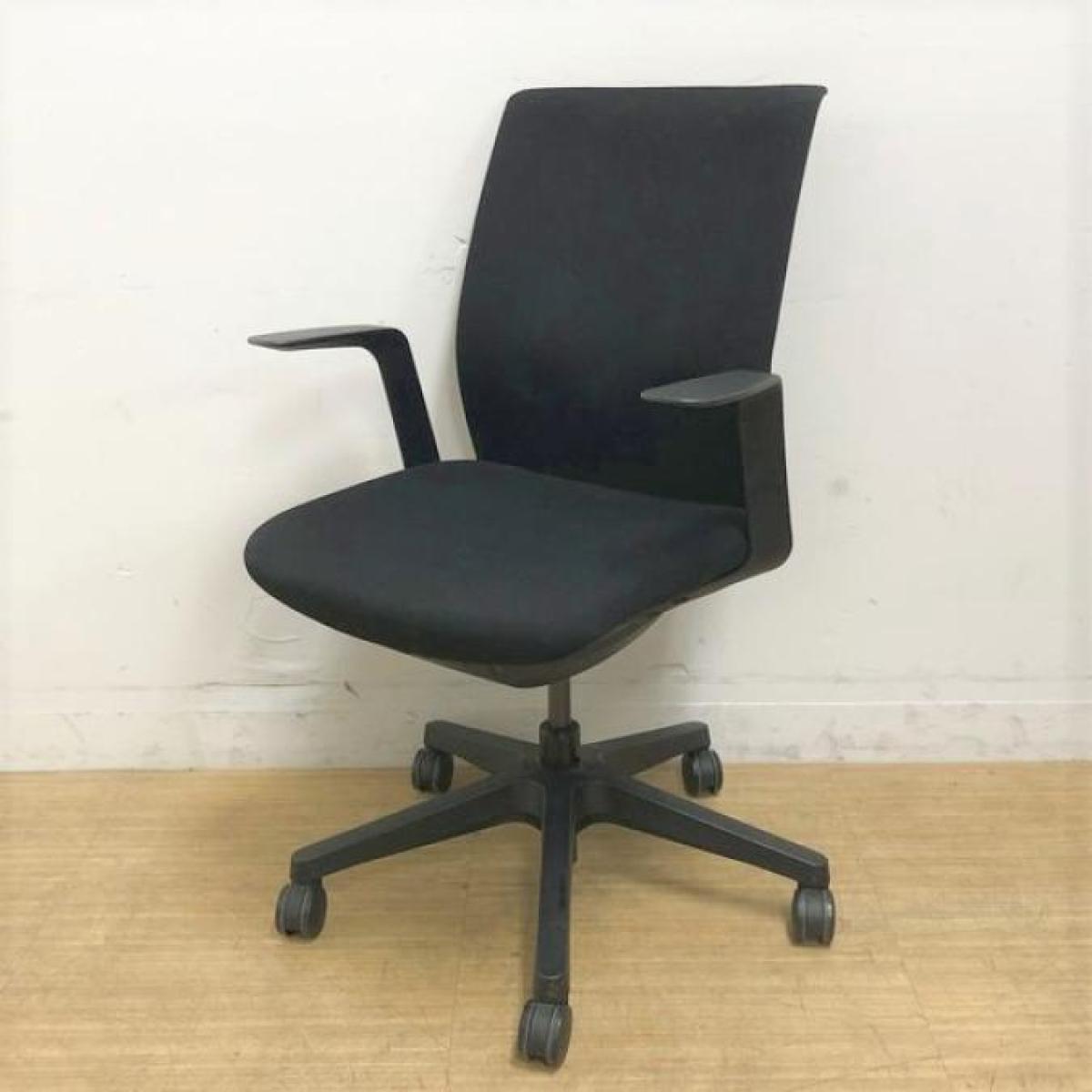 【人気のブラックカラー】■オカムラ製　■オムネス　■ブラック【在庫入替えセール！】【AD】
                        オムネス
                                    中古
            