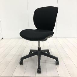 【基本性能を搭載した、ゆったり大きめボディ！使いやすさが魅力のオフィスチェア！】■ライオン事務器(LION)製　シルフィード(Sylphide)チェア　肘無ローバック　■ブラック　【弊社使用欄：A01055796】