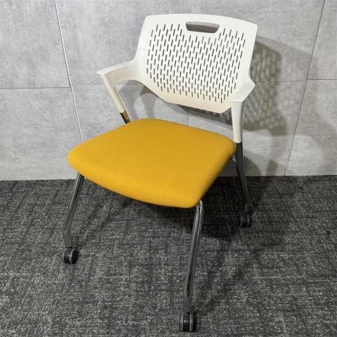 【中古】パート 9319WE F004 オカムラ（okamura） スタッキングチェア