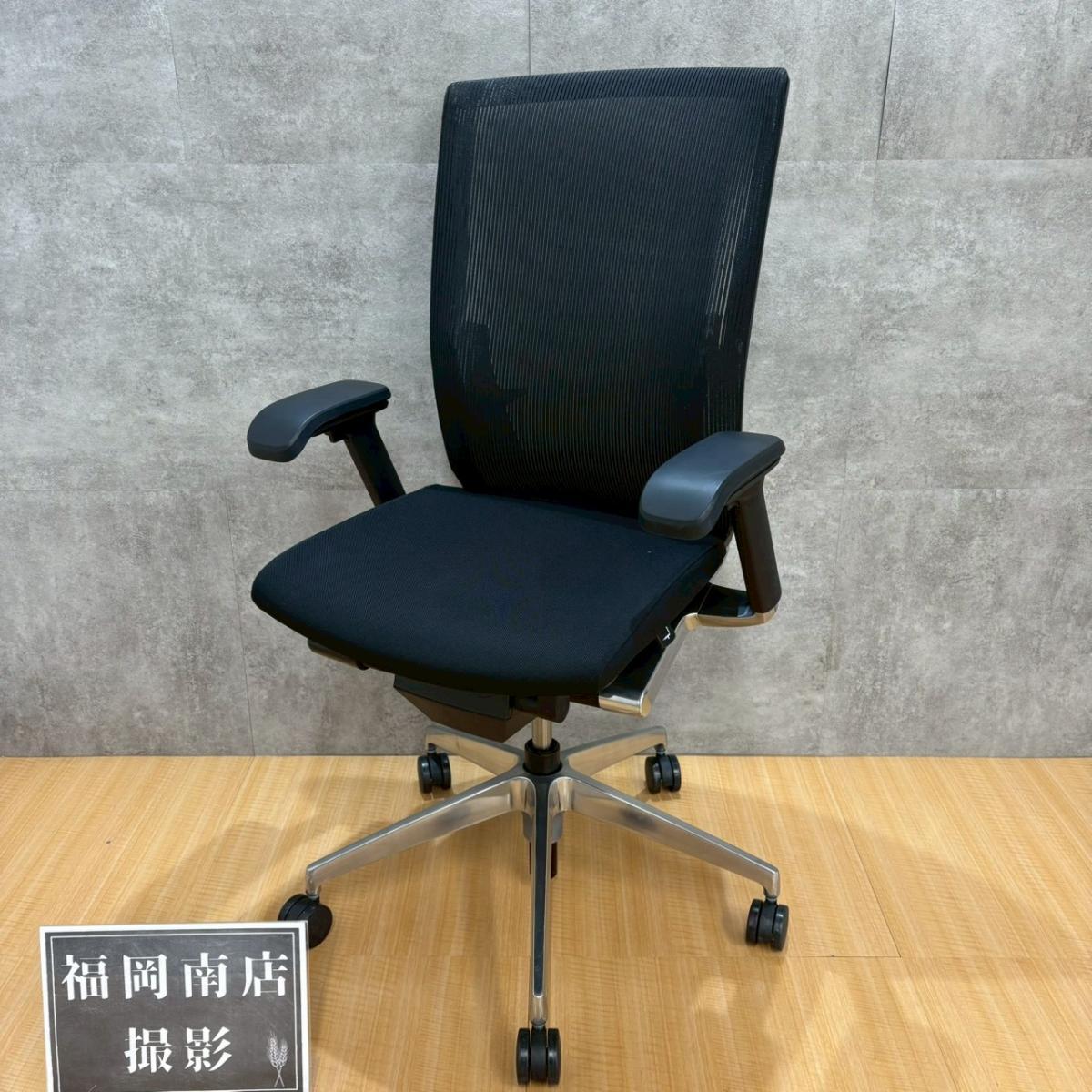 中古】ヴェントチェア イトーキ/ITOKI 肘付ハイバックチェア 576916