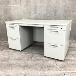 【ワークスペース広々！収納力も抜群でA4ファイルも沢山収納可能！】■プラス(PLUS)製　LA Deskシリーズ　両袖机　W1400×D700㎜　■ホワイトグレー　■シリンダー錠 オフィスバスターズ　水戸サテライト　水戸市、日立市、ひたちなか市、鹿嶋市、神栖市、牛久市、古河市、結城市、東海村、つくば市