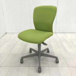 【シンプルなデザインと厚みのあるクッションが大人気！機能充実のワーキングチェア！】■オカムラ（okamura）製　スラート（sulato）チェア　ローバック肘無　■ライムグリーン【2602】弊社使用欄【A01061780】
