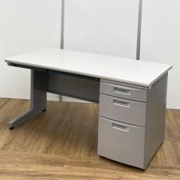 【広々使える幅1400㎜！　使い勝手の良い３段収納の片袖机！】■イトーキ（ITOKI）製　CZNシリーズ　片袖机　W1400㎜　■グレー　■シリンダー錠