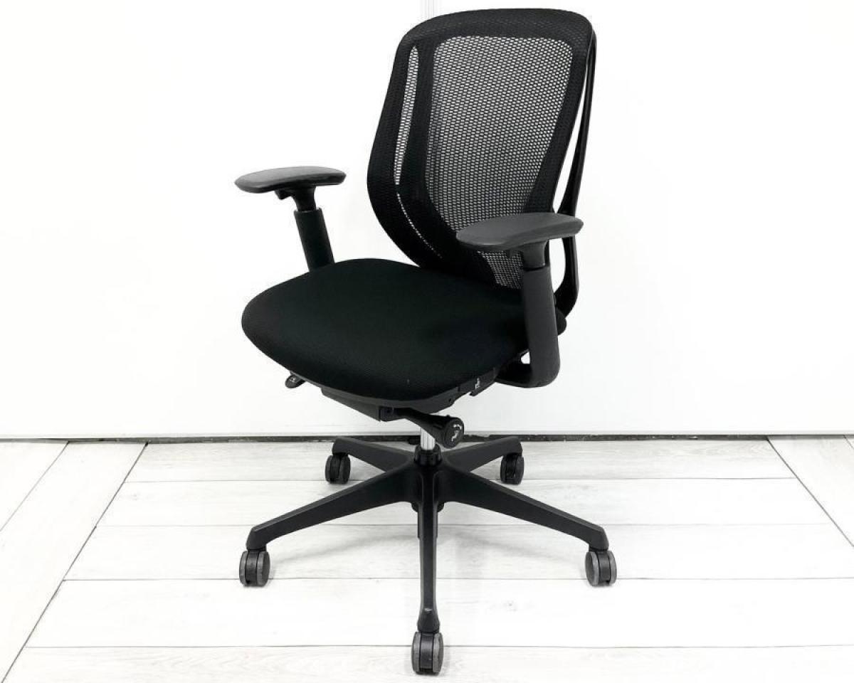 【肘有（可動肘/アジャストアーム）/コートハンガー無】ワークチェア  アームレスト付 ブラックボディ オススメ(おすすめ) 大人気 ・Okamura/オカムラ ・Sylphy/シルフィー ※横浜本店撮影画像※
                        シルフィーメッシュ
                                    中古
            