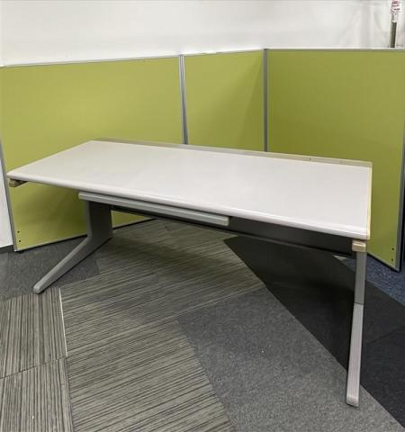 【中古】CRYデスク CRY-167HA-WE イトーキ（ITOKI） 平机