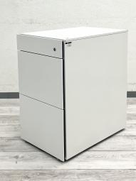 デスクと高さを揃えて、作業面を拡張#静岡市（葵区） #浜松市（中区） #富士市 #沼津市 #三島市