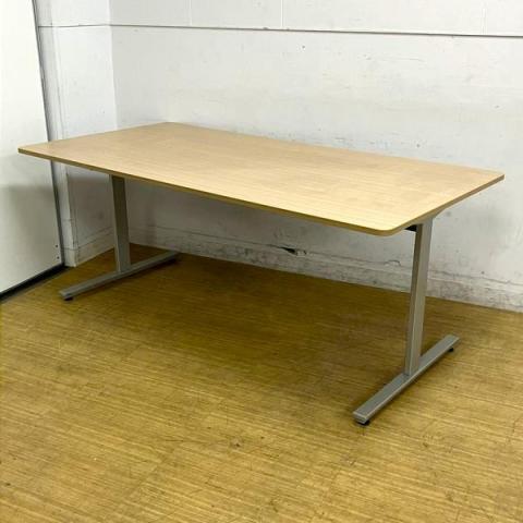 【在庫入替セール】イトーキ DEテーブル ミーティングテーブル ナチュラル天板 打ち合わせや会議用に 6名様推奨サイズ T字脚