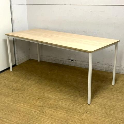 おしゃれな木目の会議テーブル イトーキ オリゴテーブル W1800mmの4~6名様使用推奨サイズ 天板:ホワイトオークM(角型) 脚:ホワイト(4本脚)