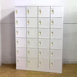 24人用シューズボックス　コクヨ　SBXシリーズ　ホワイト　嬉しい扉付き　上履き・外履きの仕切り中棚付き　売れ筋商品が入荷　※取っ手部分に日焼けあり