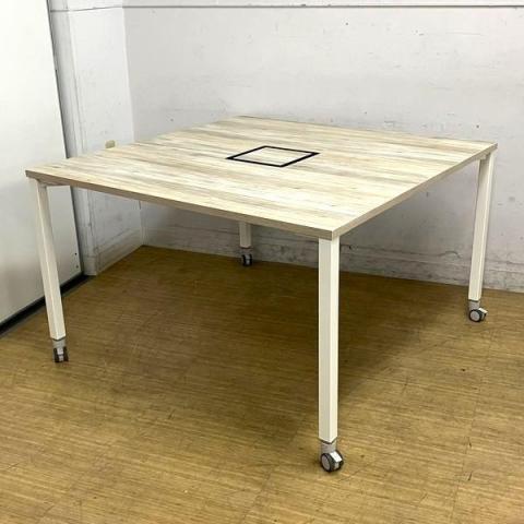 【在庫入替セール】オカムラ カタログ現行モデル アプションフリー2 ワークテーブル・フリーアドレスデスクのような使い方も 木目天板×ホワイト脚(キャスター)