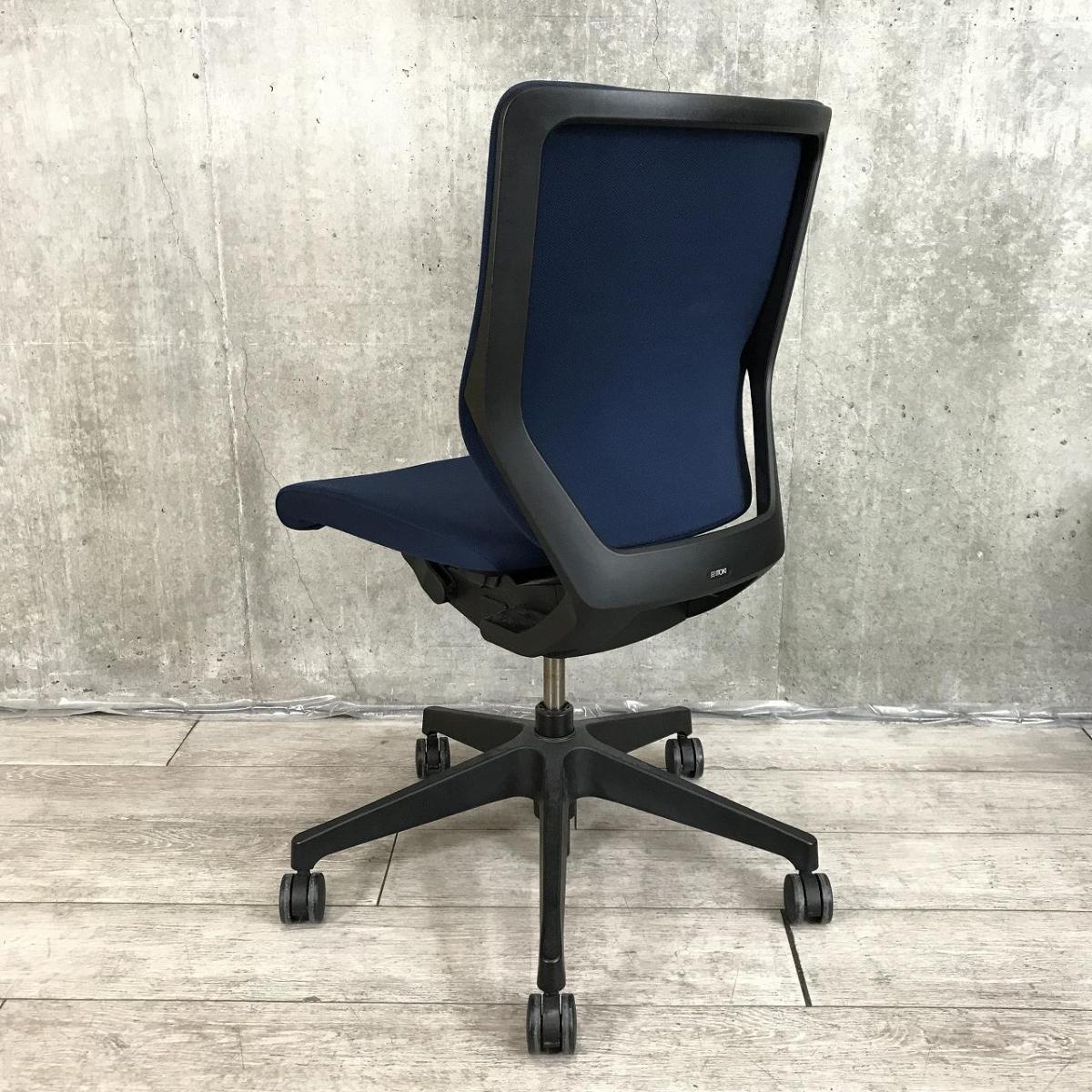 中古】エピオスチェア イトーキ/ITOKI 肘無ローバックチェア 577147