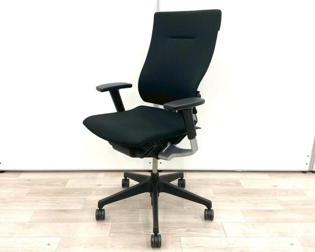 【中古】スピーナチェア  イトーキ（ITOKI） 肘付ハイバックチェア