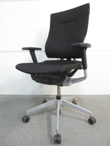 【中古】スピーナチェア  イトーキ（ITOKI） 肘付ハイバックチェア