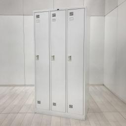 【コート類も入る縦長ロッカー！移転や増員を検討されている方にオススメ！】■ウチダ(UCHIDA)製　システムロッカーシリーズ　NS型　3人用更衣用ロッカー　W900×D515㎜　■シリンダー錠　■ホワイト　※しずく受けなし