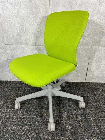 【中古】スラート  オカムラ（okamura） 肘無ローバックチェア