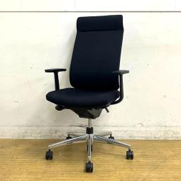 【在庫入替セール】コクヨ　ウィザード2　ミドルマネージメント　アディショナルバック　固定肘　クロス：ブラック　フレーム：ブラック 脚：ポリッシュ　腰痛対策のランバーサポートが標準装備