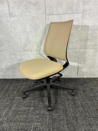 【リビング化に最適！色馴染み抜群】コクヨ製　ミトラチェア　中古　九州最大級　《オフィスバスターズ福岡博多店は、福岡を拠点として、日本全国へ中古オフィス用品・オフィス家具を提供しております》