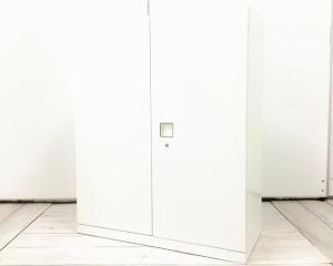 オカムラのロングセラー商品が入荷！！清潔感のあるホワイトカラーと高いデザイン性・利便性が人気！
■オカムラ/レクトライン/ホワイト