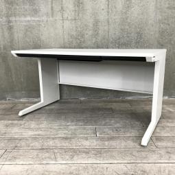 【ゆとりのあるワークスペースで作業効率アップ！スタンダードなデザインで使いやすい！】■イトーキ(ITOKI)製　CZRシリーズ　平机　W1400×D700mm　引き出し付　■ホワイト