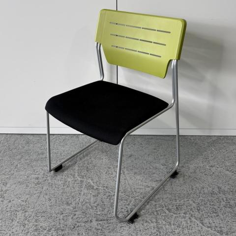 【中古】エレック KLC-610GBZ5Q6T1 イトーキ（ITOKI） スタッキングチェア