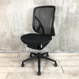 背中全体を包み込むような安定感！/オススメ(おすすめ) /人気商品【弊社使用欄：A01055211】■イナバ（INABA）製　イエラ（yera）チェア　肘無しローバック　■背面：メッシュ×ブラック
