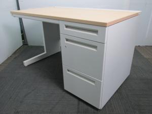 ナチュラル天板｜内田洋行製　片袖机　引き出しホワイト　定番W1200　中古　デスク　片袖　ナチュラル
