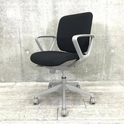 【中古】CG-Rチェア  オカムラ（okamura） 肘付ローバックチェア