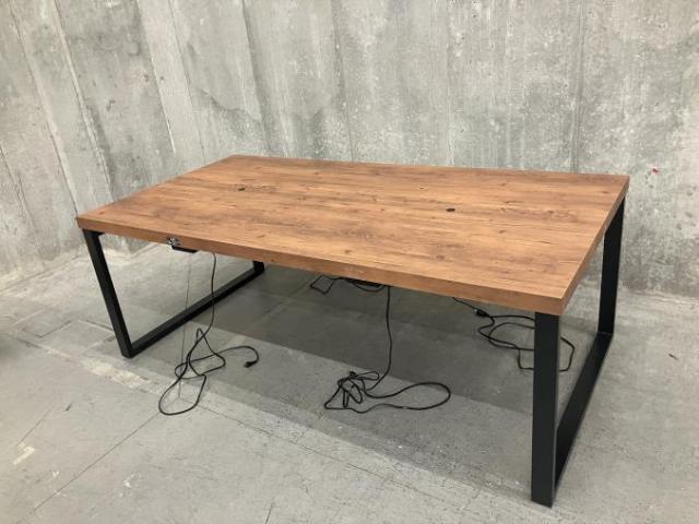 【中古】Alt Piazza（アルトピアッツァ）  オカムラ（okamura） ミーティングテーブル（会議机）