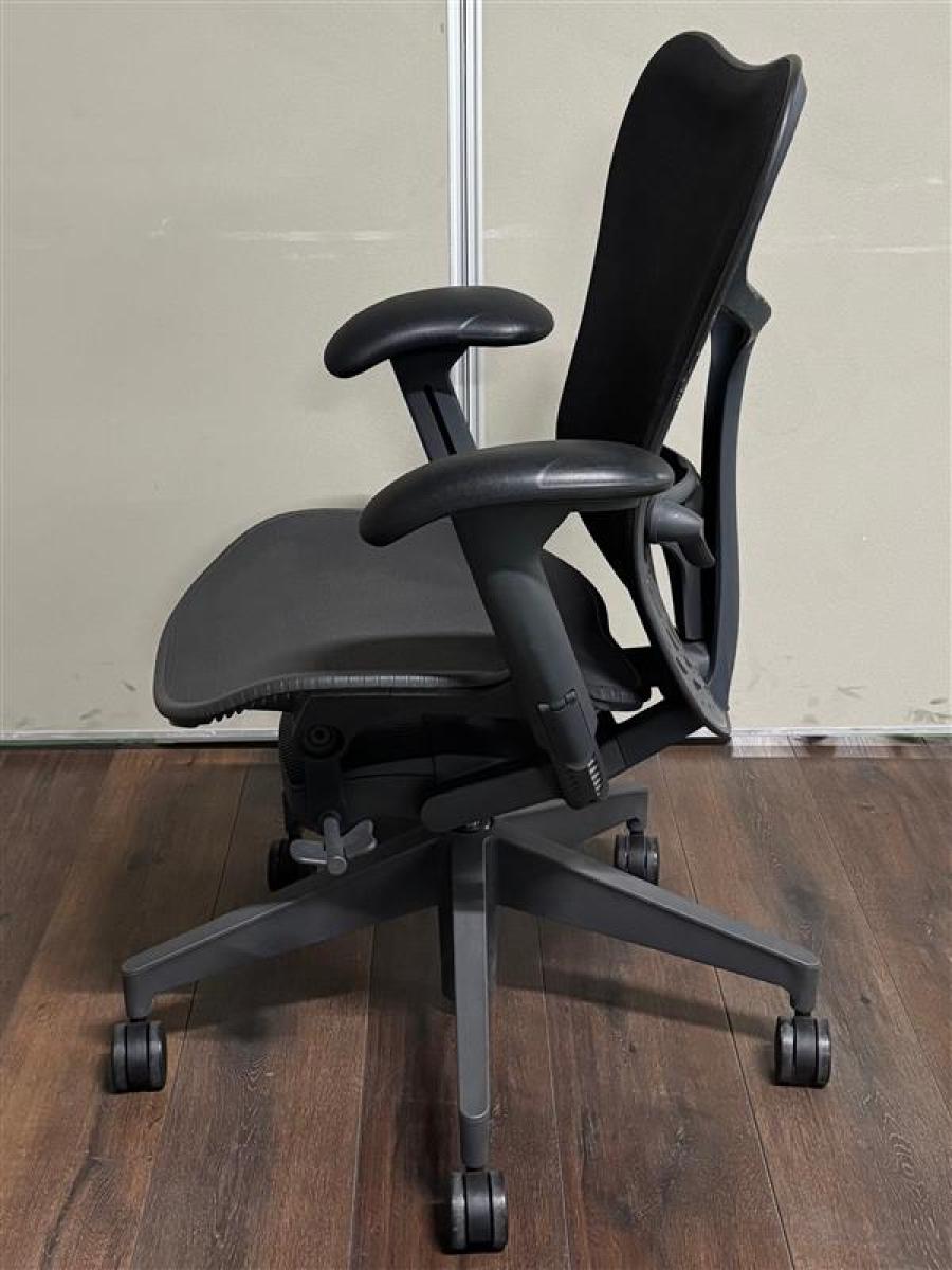 中古】ミラ2 Herman Miller/ハーマンミラー 肘付ハイバックチェア