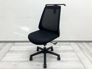 【在庫入替】【定価約8万円】【理想的な作業姿勢をキープ！オシャレデザインで通気性の良い背もたれメッシュチェア！】■イトーキ（ITOKI)製　 ノナ (nona) チェア　ハイバック肘無し　■背面メッシュ　■ブラック×ブラックフレーム