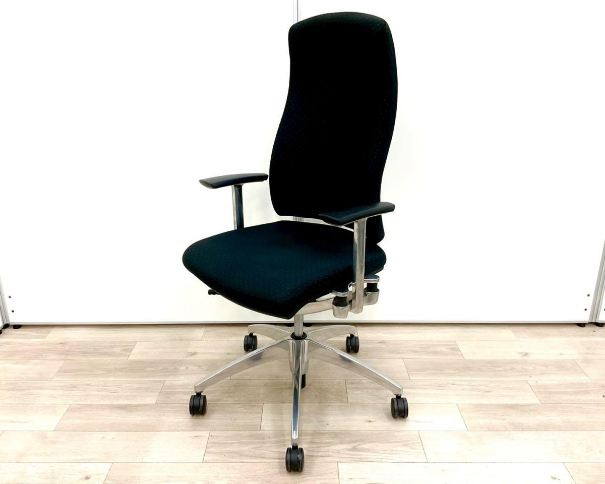 ■プラス(PLUS)製　■リオルガ(Reorga)チェア　■■肘付き/固定肘　■ポルカドットクロスタイプ　■ハイバック　■ブラック　【弊社使用欄：A01058227】【ID】
                        Reorga
                                    中古
            