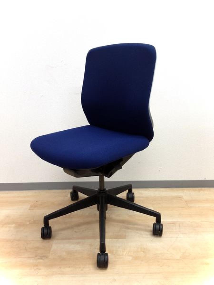 【4脚入荷】リアルシンクロリクライニング搭載で快適な座り心地！　■固定肘付き　■内田洋行　クレネ　■ミドルバック　■ダークブルー×ブラックシェル
                        クレネ
                                    新古品
            