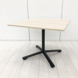 【カフェスペースにオススメ！】■イトーキ（ITOKI）製　ノットワーク（Knot Work）　カフェテーブル　角テーブル　■W900×D900×H720mm　■木目ナチュラル　【ABW商材】【弊社使用欄：A01008417】【関東倉庫在庫品】