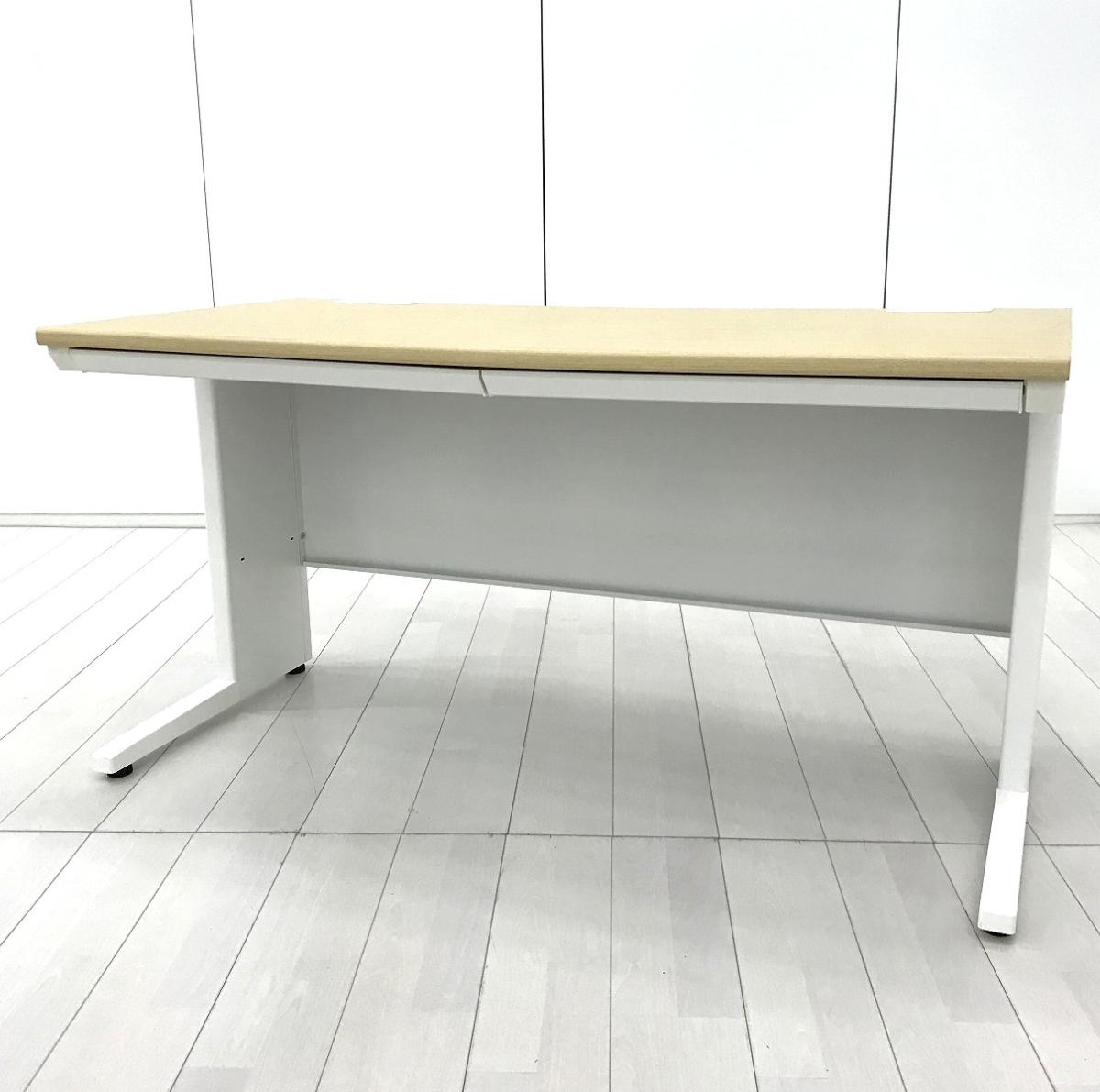 【ゆとりのあるワークスペースで作業効率アップ！】■アイリスチトセ製　平デスク　W1400××D700×H720mm　ナチュラル木目カラー　■スタンダードなデザインで使いやすい！【IRIS CHITOSE　SSDH】
                        その他シリーズ
                                    中古
            