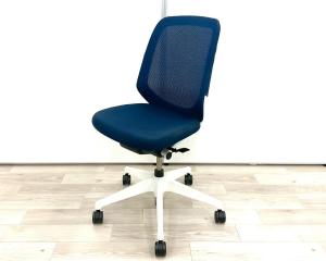 【在庫入替セール品】【オフィスの今を、もっと美しく快適に！新世代ワークチェア】■イトーキ（ITOKI）製　ノート（nort）チェア　肘無し　ハイバック　■ネイビーブルー×ホワイトシェル　■背面メッシュ 【弊社使用欄：A01034116 K】【KN】