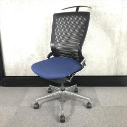 【ズレを押さえながら、快適なリクライニングで身体を安定して支えます！】■ウチダ(UCHIDA)製　パルス(Pulse)チェア　肘無し　ハイバック　■背面樹脂メッシュ　■ハンガー付き　■座面：ブルー・背面メッシュ：ブラック