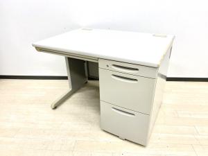 【関西倉庫在庫】　横幅1000㎜のコンパクトサイズ　オカムラ　SD　ニューグレー　片袖机　【弊社使用欄：A01061840】